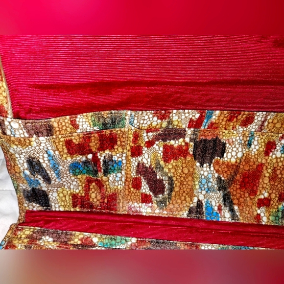 Authentic HOBO Jill large trifold printed leather - Picture 9 of 12